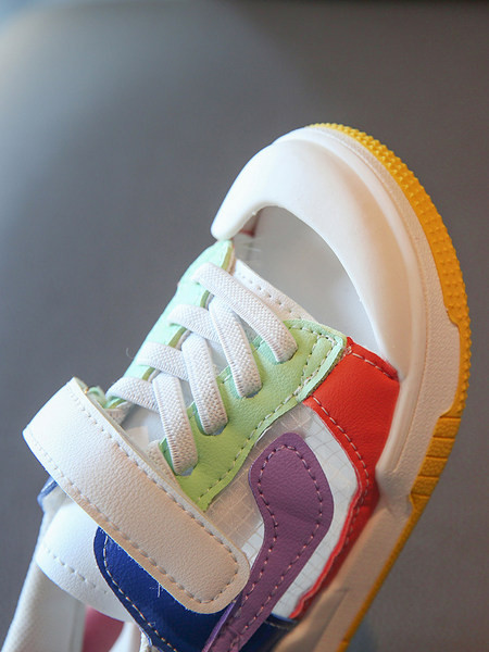 Jauns vasaras modelis, bērnu kedas no eko ādas ar vaļēju papēdi