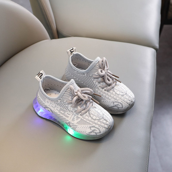 Svjetleće dječje tenisice s vezicama