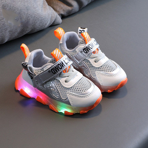 Svjetleće dječje tenisice s natpisima za djevojčice i dječake