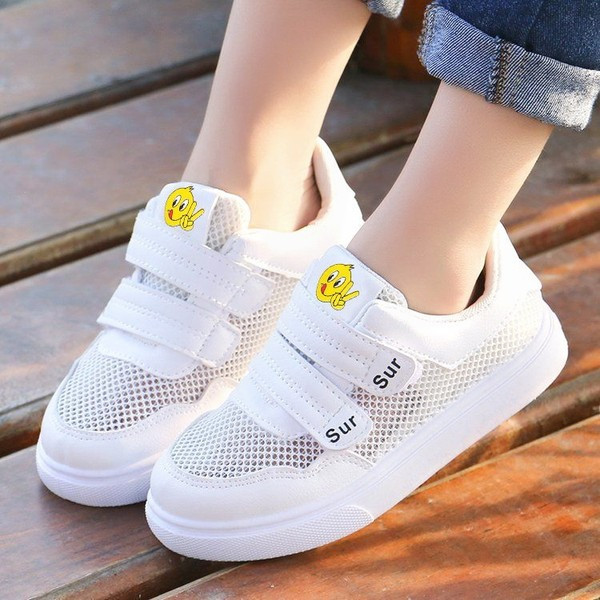 Dječje prozračne tenisice s čičkom i aplikacijom