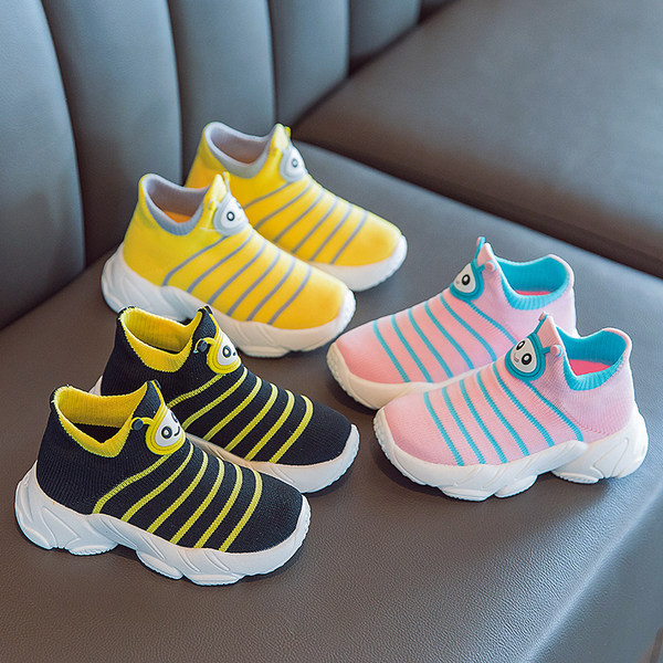 Novi model dječjih tenisica za djevojčice bez kopčanja sa 3D aplikacijom