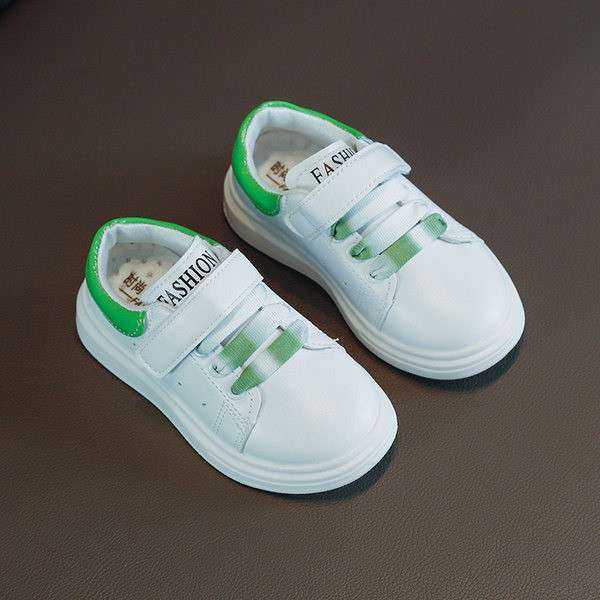 Dječje kožne tenisice unisex model s vezicama u preljevnim bojama i naljepnicama