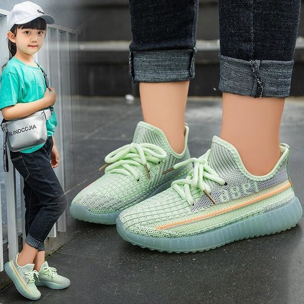 Dječje svjetleće tenisice s vezicama i natpisom