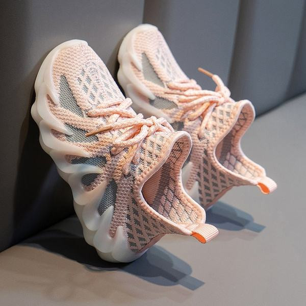 Vaikiški sportbačiai iš kvėpuojančio audinio su raišteliais