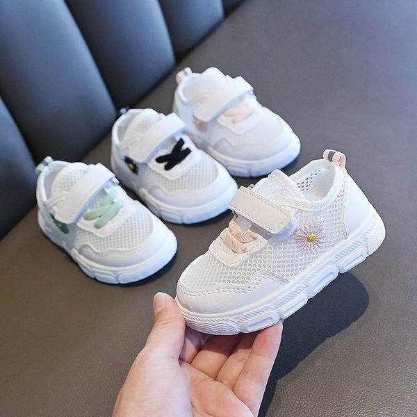 Novi model dječjih tenisica s vezom i čičkom