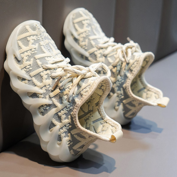 Bērnu tekstila kedas ar mežģīnēm un silikona zoli