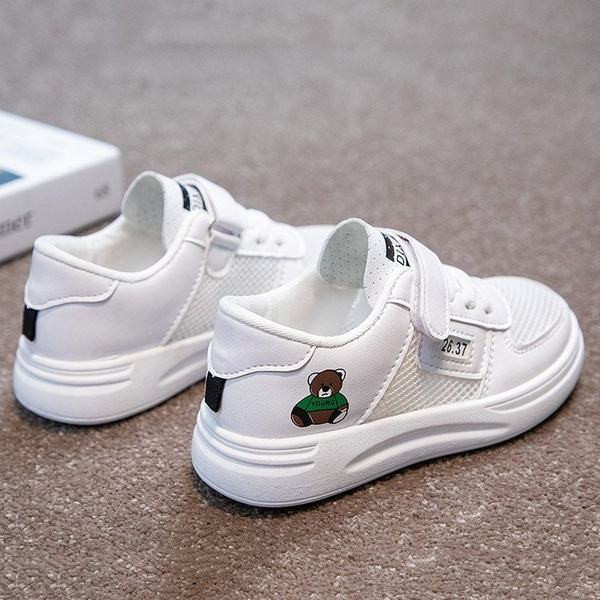 Vasaras elpojošas kedas meitenēm ar aplikāciju