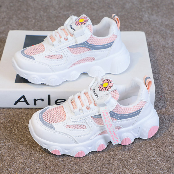 Bērnu elpojošas kedas ar ziedu izšuvumu meitenēm