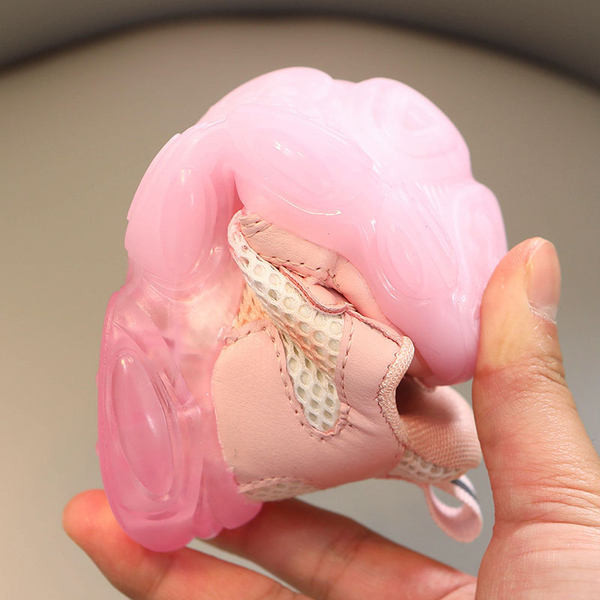 Novi model dječjih tenisica sa svjetlećim potplatom za djevojčice