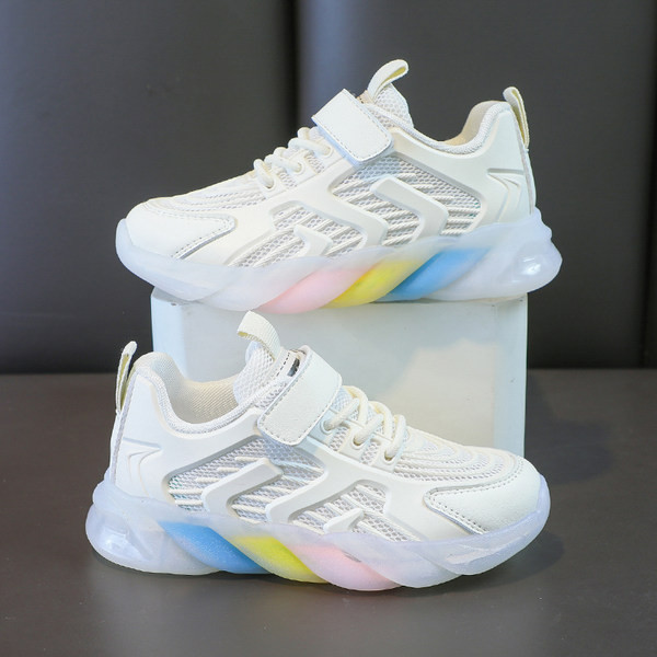 Dječje tenisice s vezicama i đonom u boji - tri boje