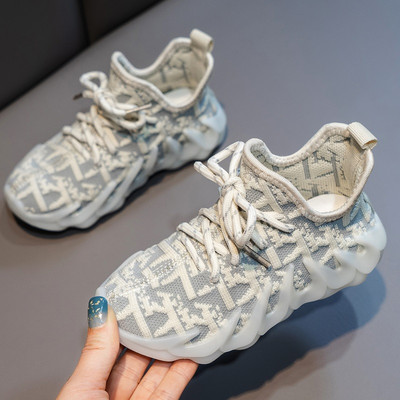 Prozračne dječje tenisice s vezicama i silikonskim potplatom