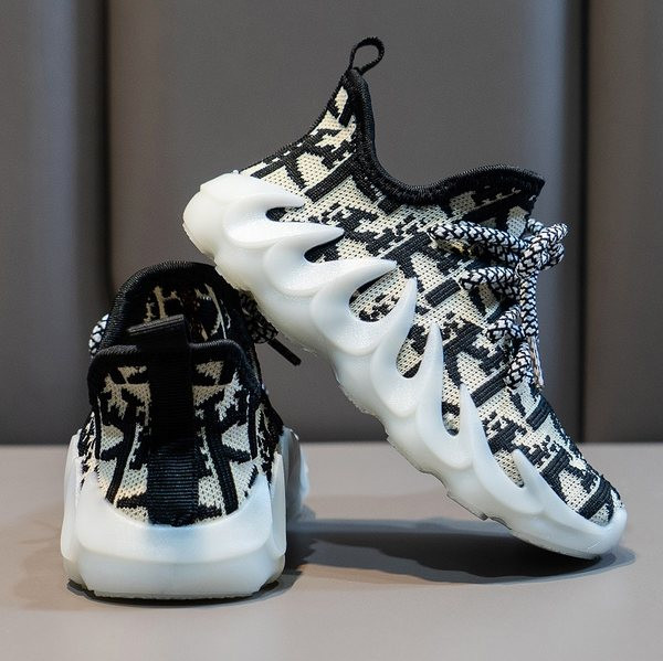 Prozračne dječje tenisice s vezicama i silikonskim potplatom