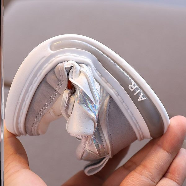 Svjetleće dječje tenisice na čičak