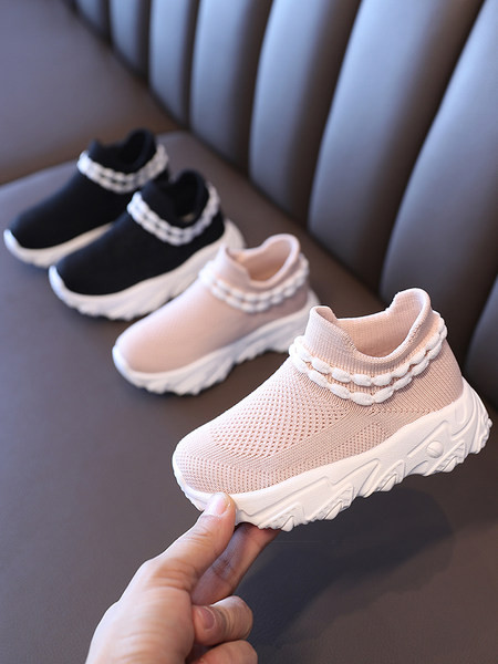 Vienkāršs bērnu kedu modelis meitenēm rozā un melnā krāsā