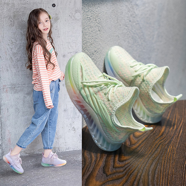 Bērnu kedas ar krāsainām zolēm un šņorēm