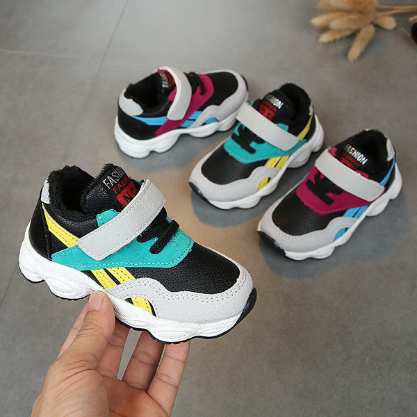 Mūsdienīgs unisex kedu modelis