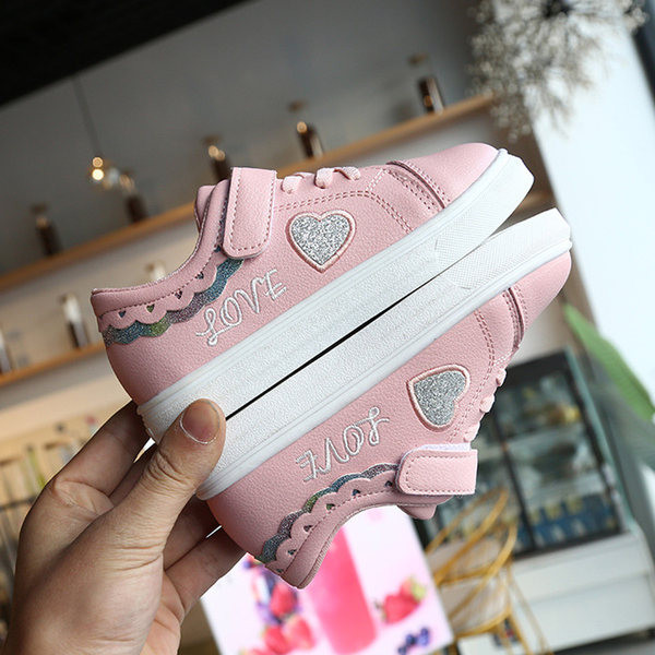 Moderne tenisice za djevojčice s vezom i brokatom