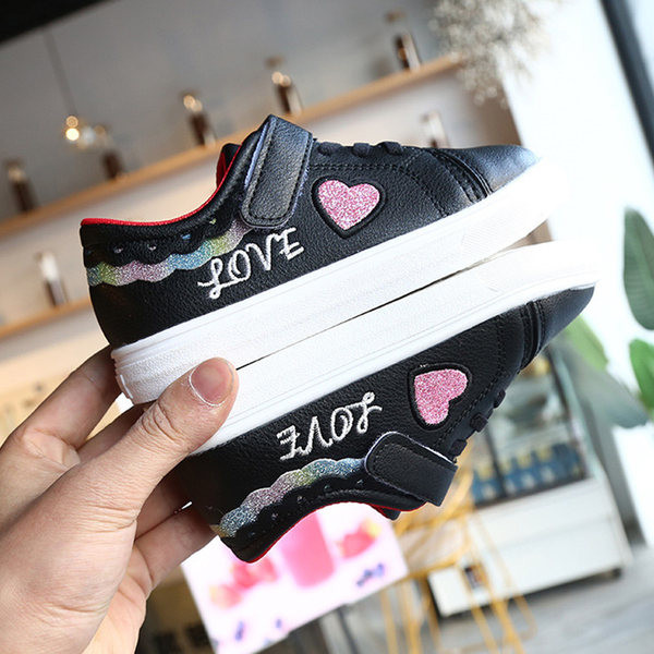 Moderne tenisice za djevojčice s vezom i brokatom