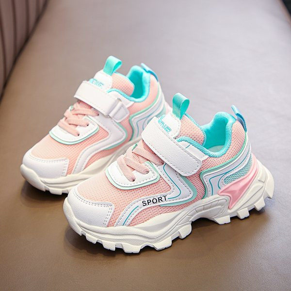 Dječje tenisice s grubim potplatom na čičak