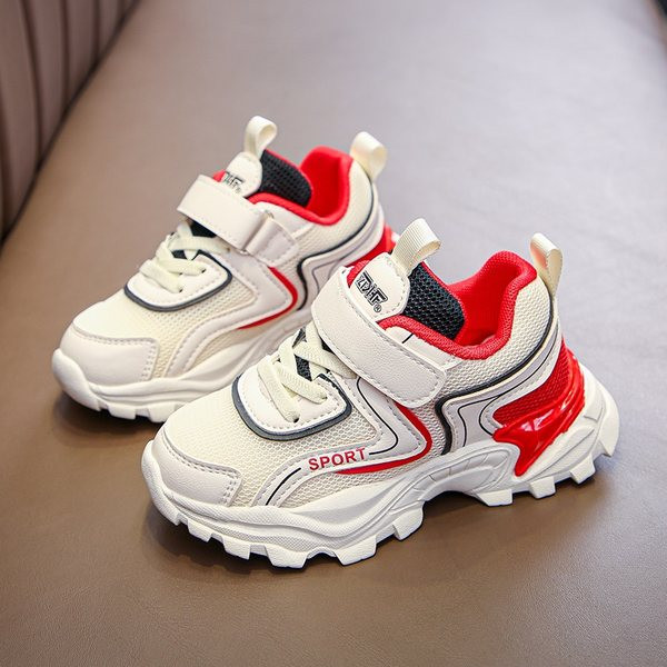 Dječje tenisice s grubim potplatom na čičak