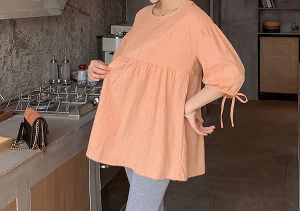 Moderna ženska bluza s vezicama i ovalnim izrezom za trudnice