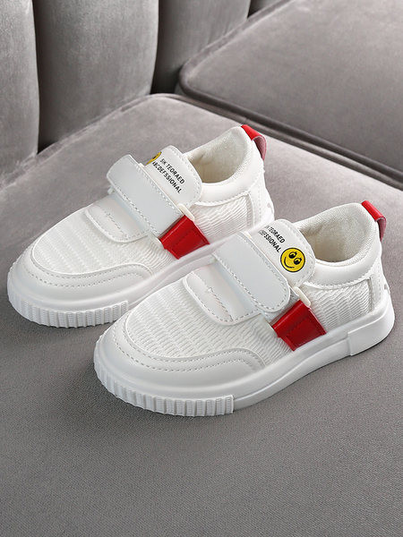 Novi model tenisica od mrežaste tkanine i čičak trake