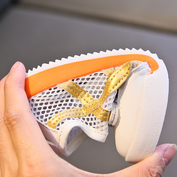 Dječje tenisice s mrežicom i vezicama - unisex model