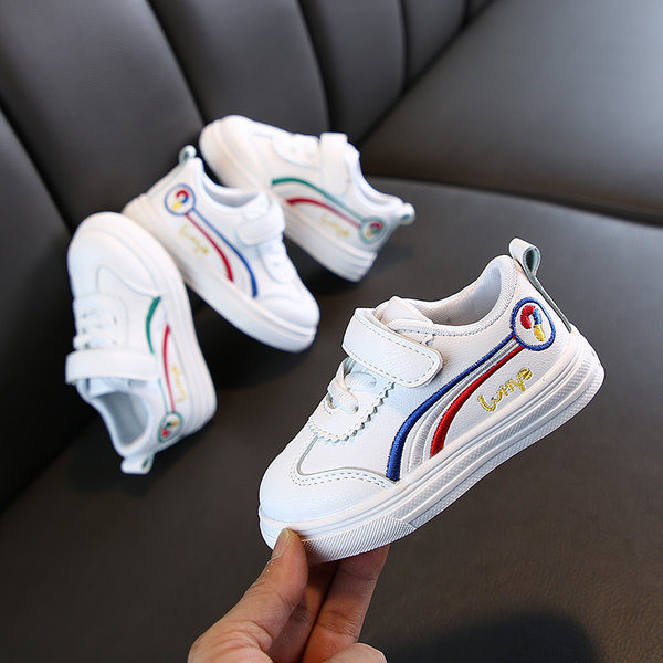 Ležerne tenisice od eko kože s vezom u boji