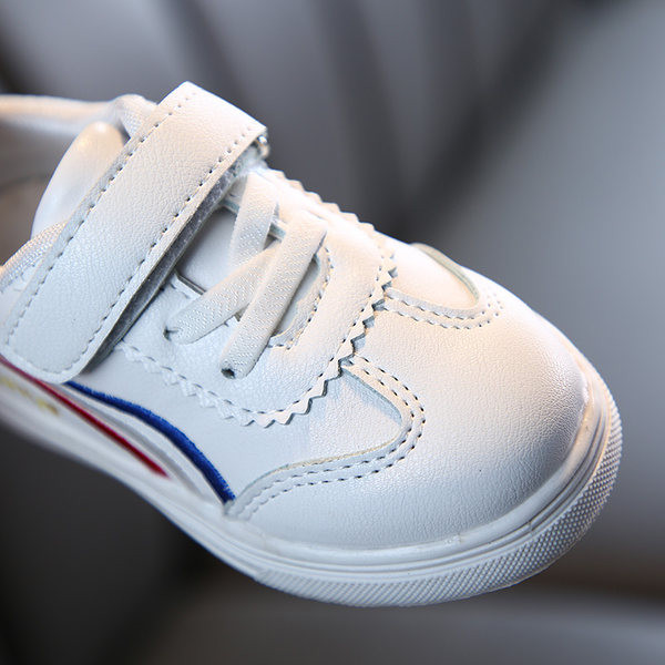 Ležerne tenisice od eko kože s vezom u boji