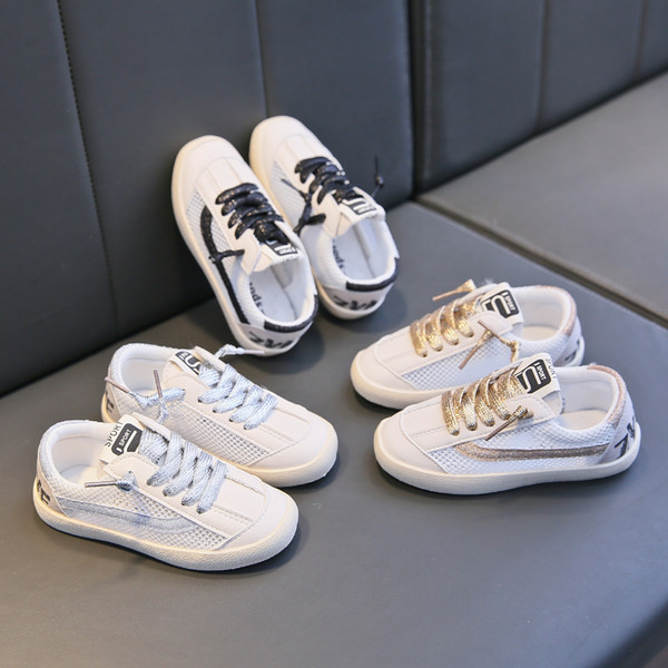 Novi model aktualnih dječjih tenisica s mrežom i spojevima