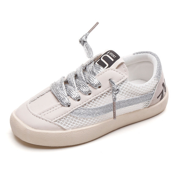 Novi model aktualnih dječjih tenisica s mrežom i spojevima