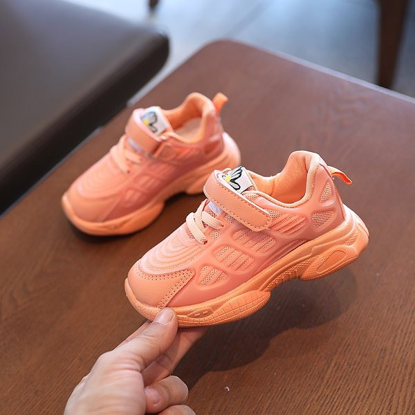 Novi model dječjih tenisica na čičak u četiri boje