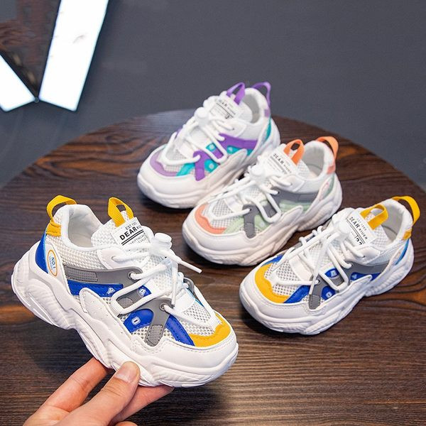 Dječje tenisice na vezice u tri boje s ravnim potplatom