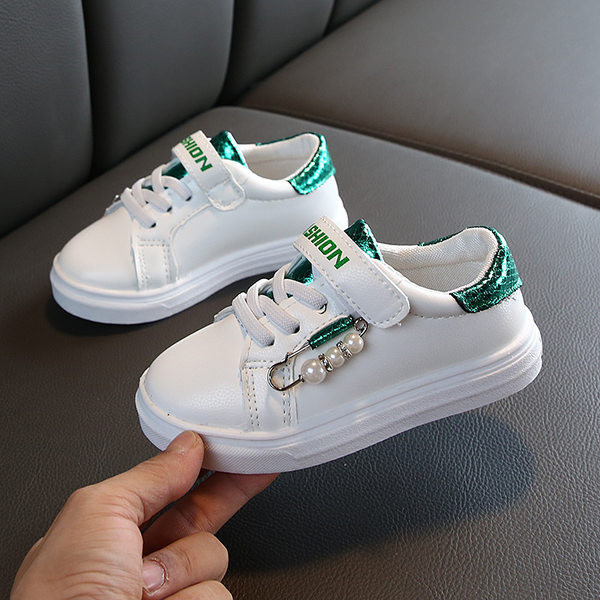 Ležerne tenisice za djevojčice s biserima i natpisom