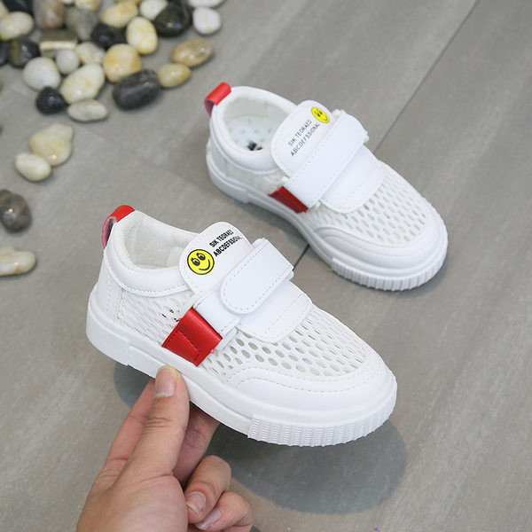 Novi model proljetno-ljetnih tenisica od mrežaste tkanine