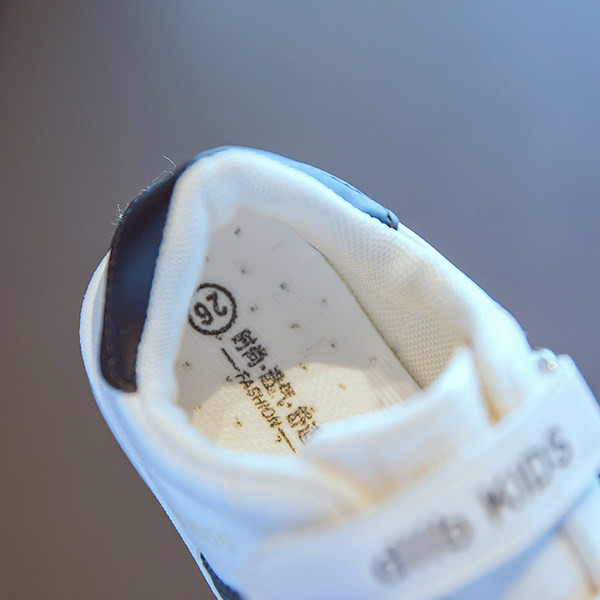 Novi model dječjih tenisica od eko kože sa čičak kopčanjem