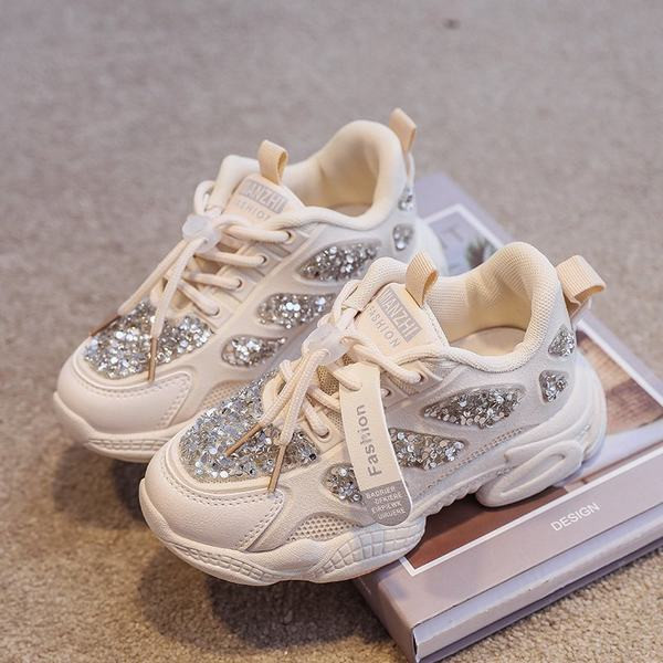 Dječje tenisice sa sjajnim česticama i naljepnicama