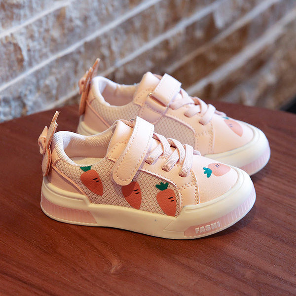 Dječje mrežaste tenisice s aplikacijom u boji