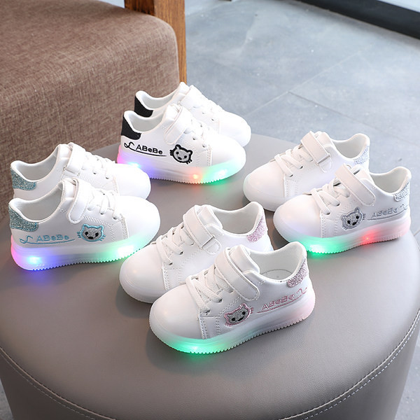 Jauns bērnu kedu modelis no eko ādas meitenēm ar mirdzošu zoli