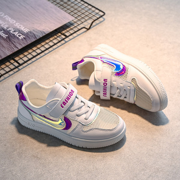 Bērnu kedas ar uzrakstu un saitēm