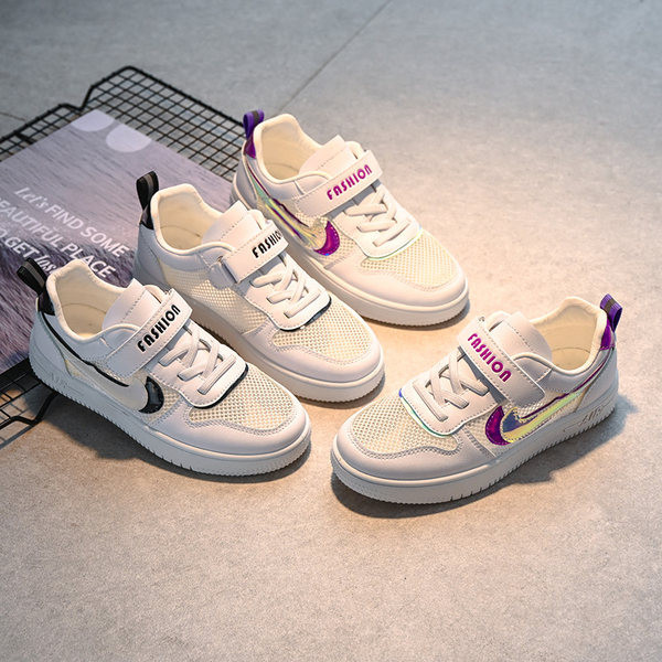 Bērnu kedas ar uzrakstu un saitēm