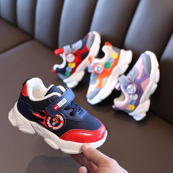 Proljetno-jesenske tenisice s aplikacijom - unisex model