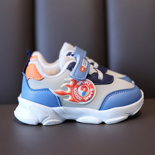 Proljetno-jesenske tenisice s aplikacijom - unisex model