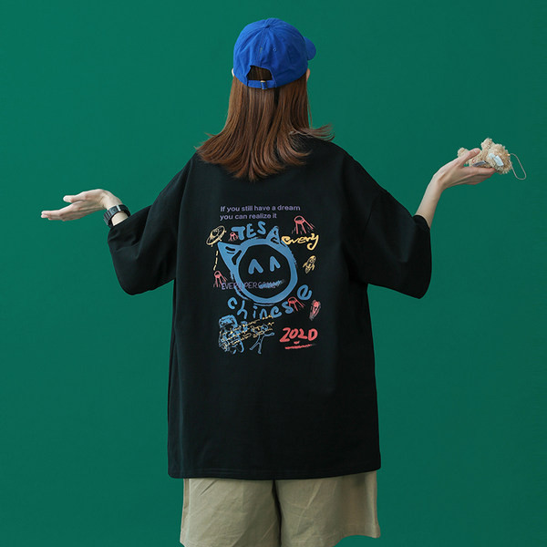 Ležerna ženska majica bez rukava s aplikacijom na leđima