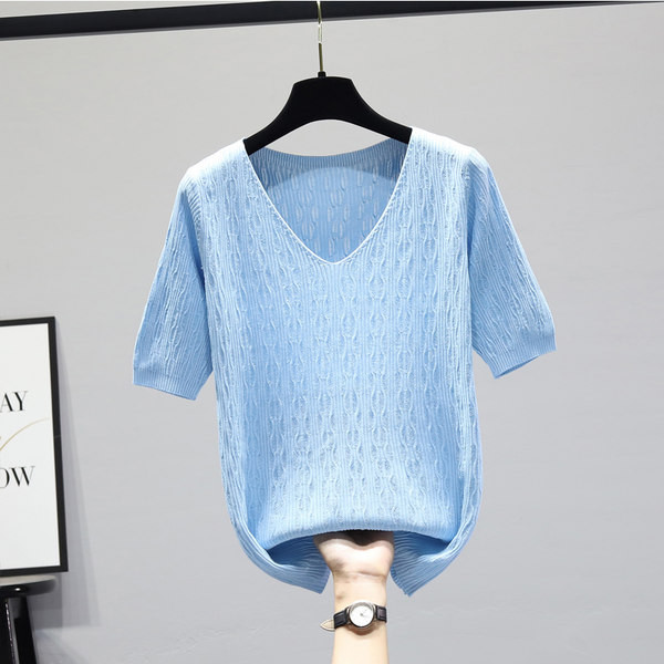 Ženska majica kratkih rukava sa špic izrezom i kratkim rukavima