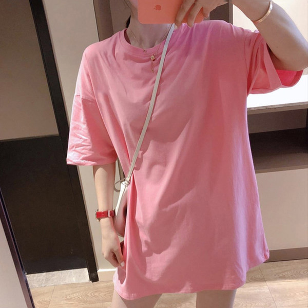 Široki model ženske majice kratkih rukava