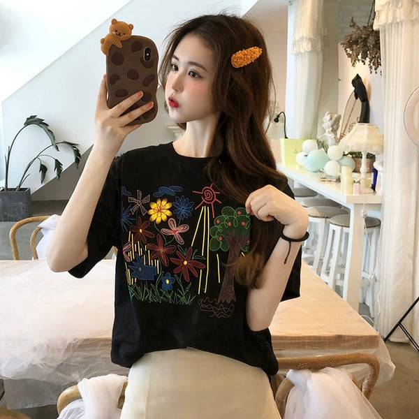 Ljetna majica s vezom u boji