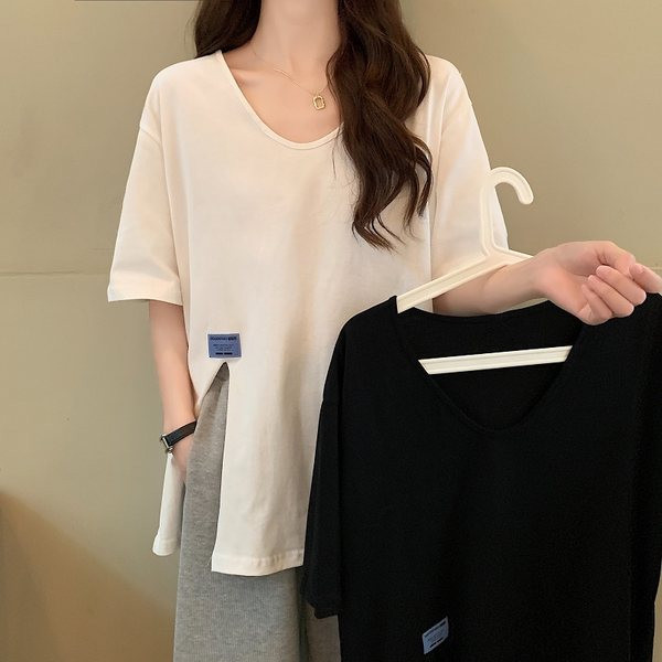 Ženska majica kratkih rukava s prorezom i kratkim rukavima - jednobojni model