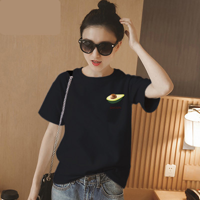 Ležerna ženska majica s aplikacijama bez modela