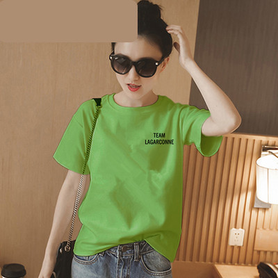 Ležerna ženska majica s aplikacijama bez modela